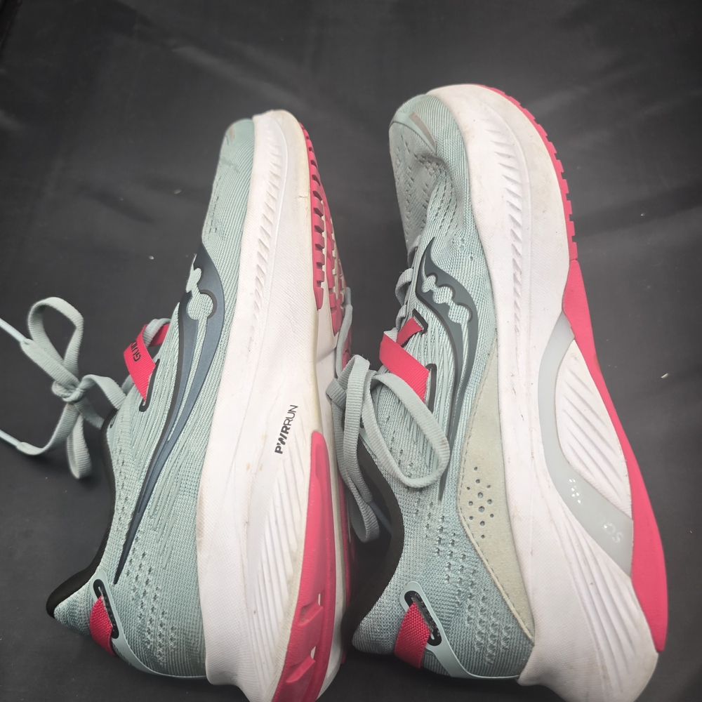 Saucony Blue and Pink Athletic‎ Shoes with Breathable Mesh